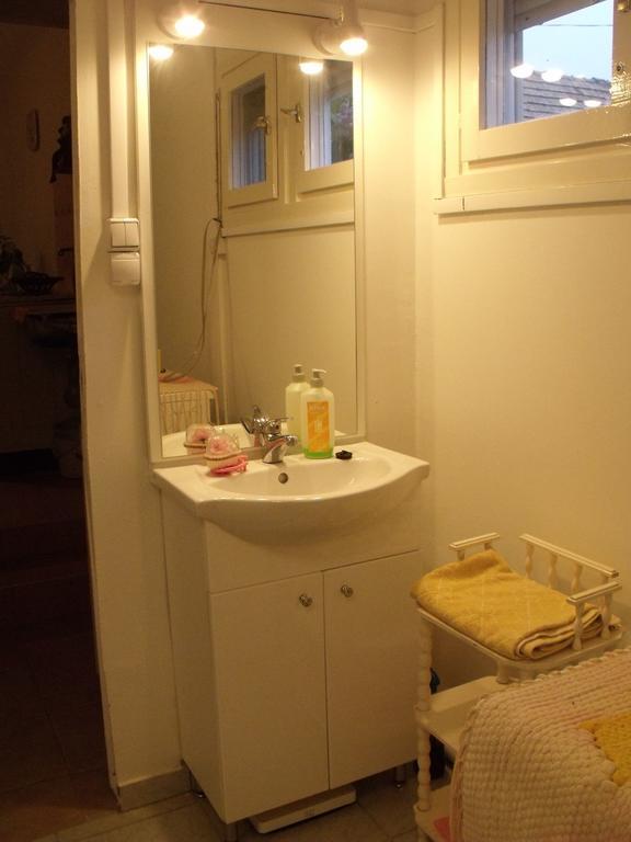 Kerékpáros és Zarándok Vendégház Apostag Habitación foto
